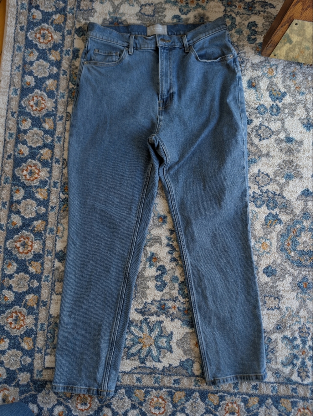 Everlane Light Blue Straight Leg Jeans Casual Tapered Quiet Luxury Crisp Minimal